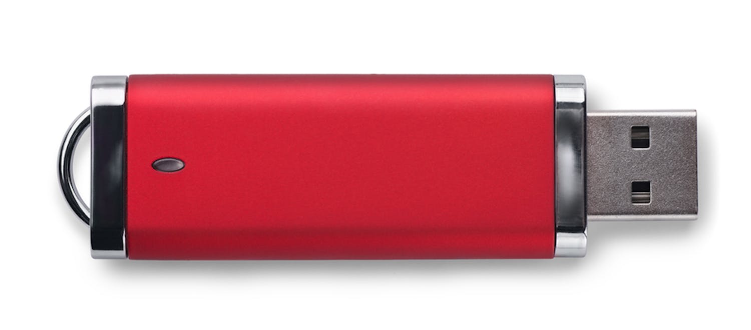 En minnepinne, også kjent som minnepenn eller USB-minne En minnepinne, også kjent som minnepenn eller USB-minne